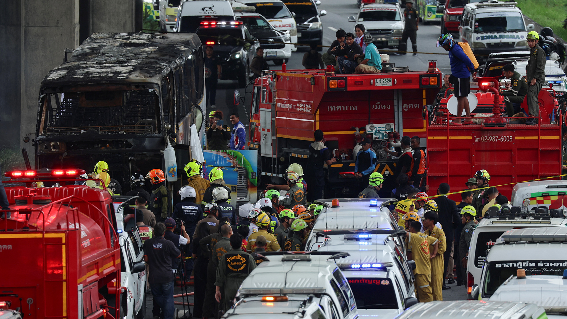 Ταϊλάνδη: Φωτιά σε σχολικό λεωφορείο – Αναφορές για αρκετούς νεκρούς-2