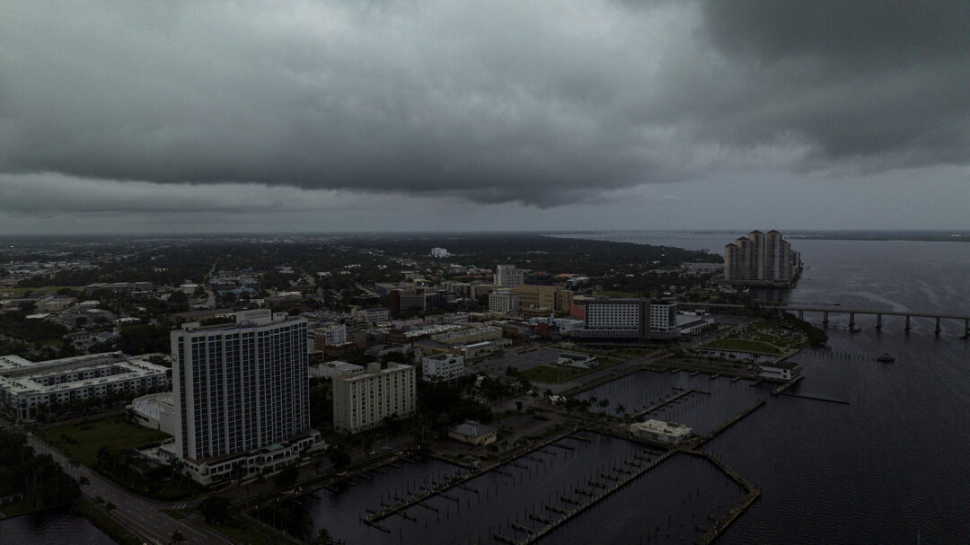 τυφώνας-μίλτον-συναγερμός-στη-φλόρ-563263219