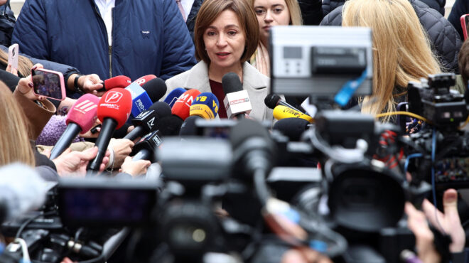 politico-ηχηρό-καμπανάκι-για-την-ε-ε-οι-εκλο-563282497