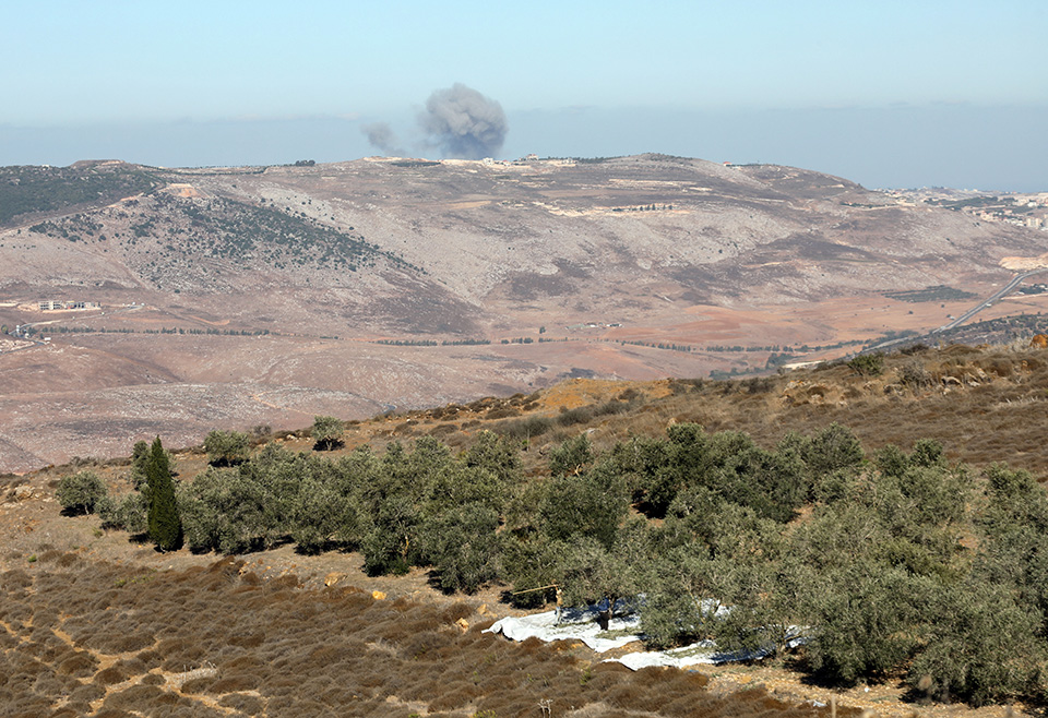 Πάνω από το μεγάλο τείχος-1