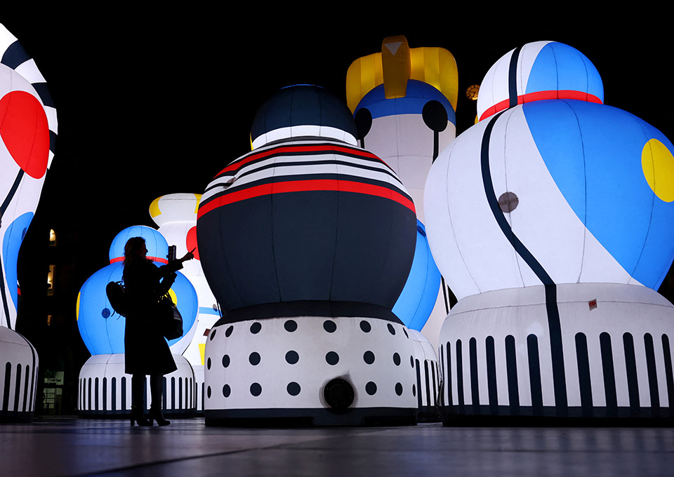 Ιδια εικόνα από την ανάποδη-2