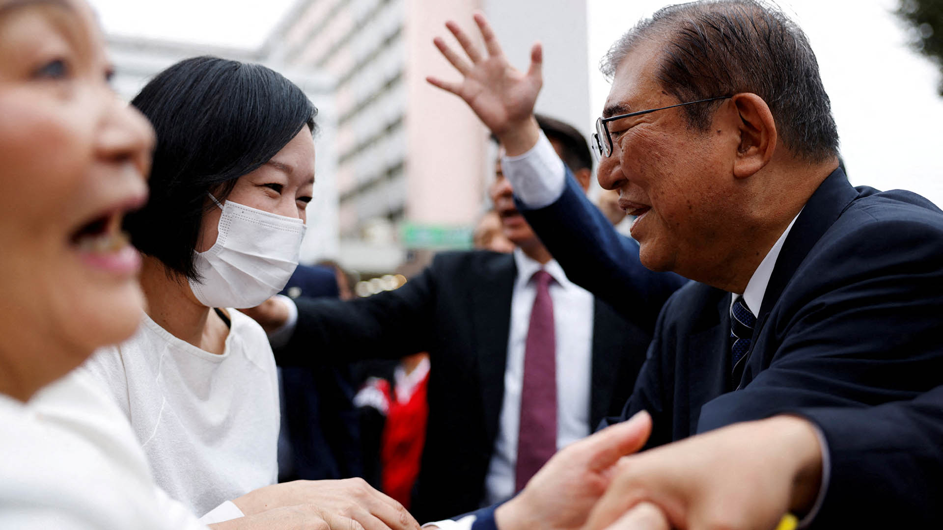 Ιαπωνία: Ανοιξαν οι κάλπες για τις πρόωρες βουλευτικές εκλογές-1