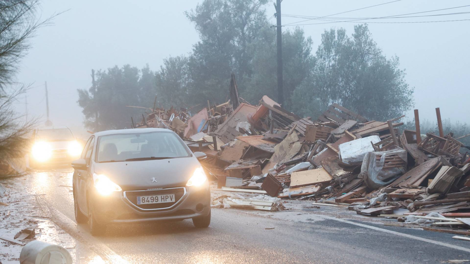 Ισπανία: Τραγωδία με τουλάχιστον 72 νεκρούς από τις καταστροφικές πλημμύρες-1