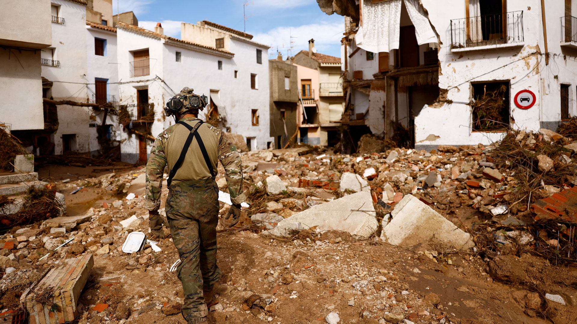 Ισπανία: Εκατόμβη νεκρών από τις πλημμύρες – Βροχή ενός έτους μέσα σε 8 ώρες-8