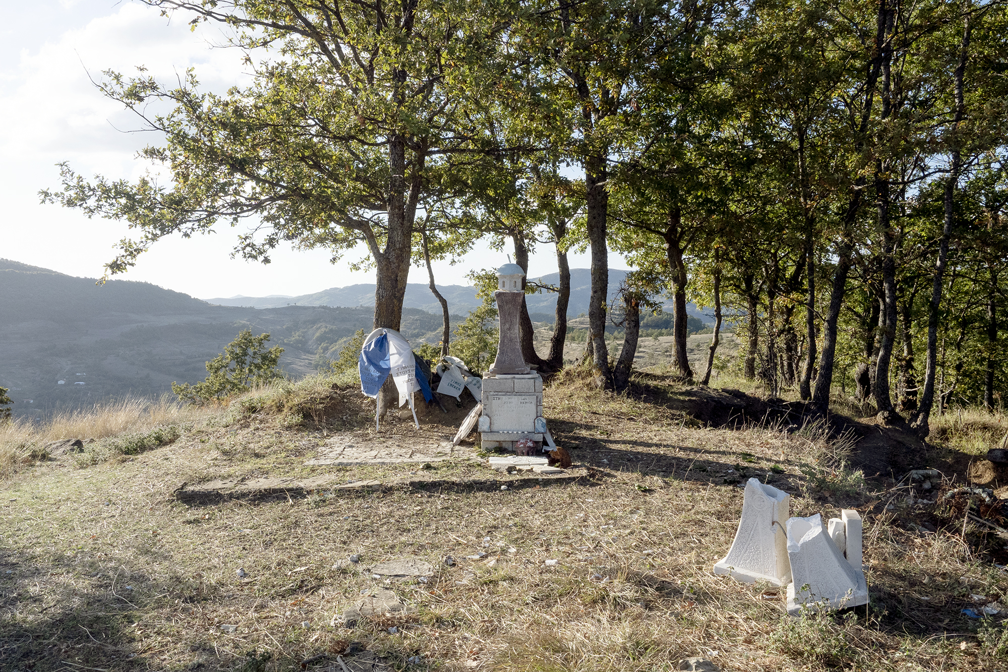 «Ούτε τους έκλαψαν ούτε τους ασπάστηκαν»-4