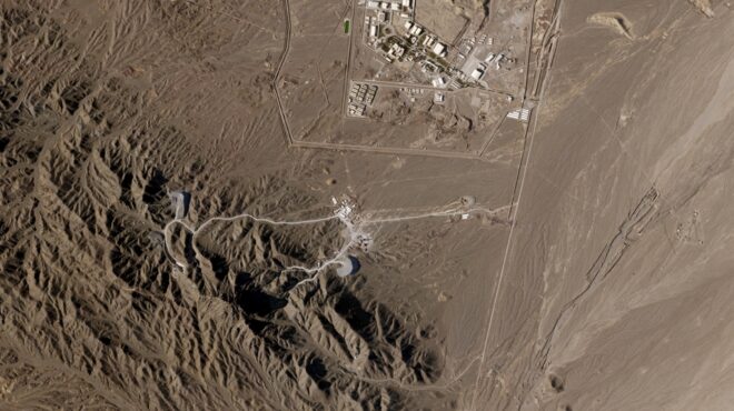 μέση-ανατολή-διπλωματικές-πρωτοβουλ-563280574