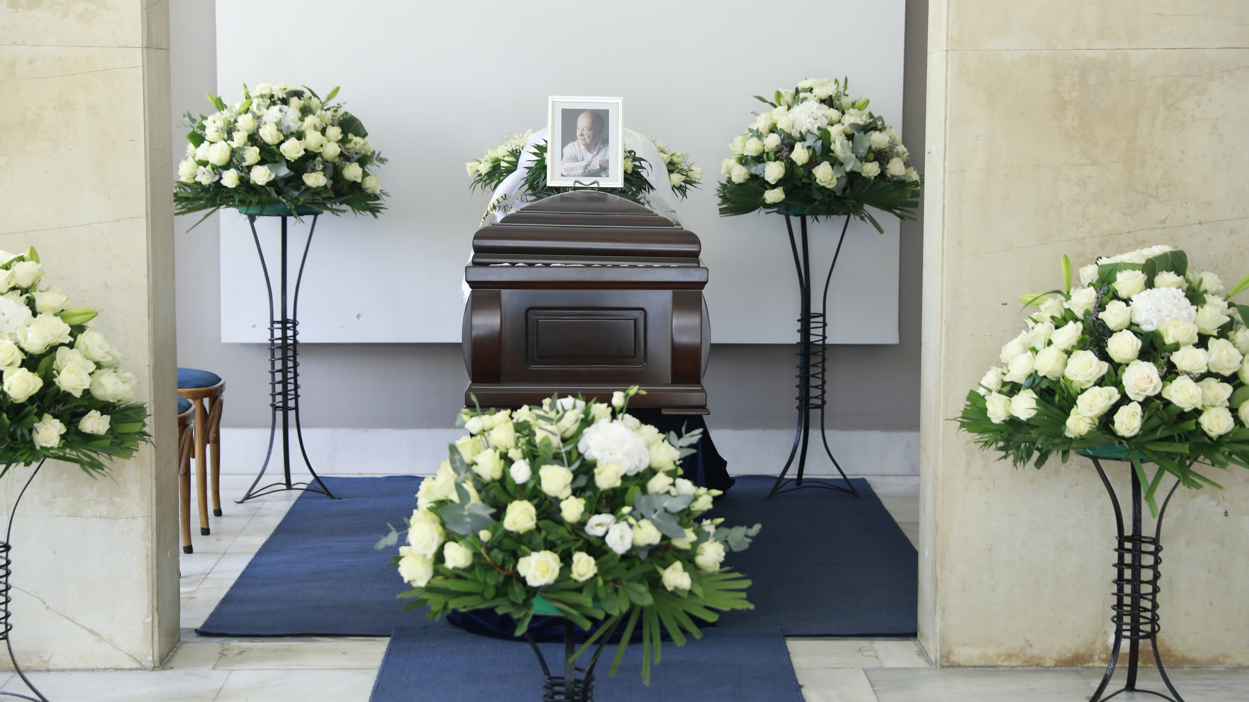 Το τελευταίο αντίο στον Μίμη Πλέσσα-3