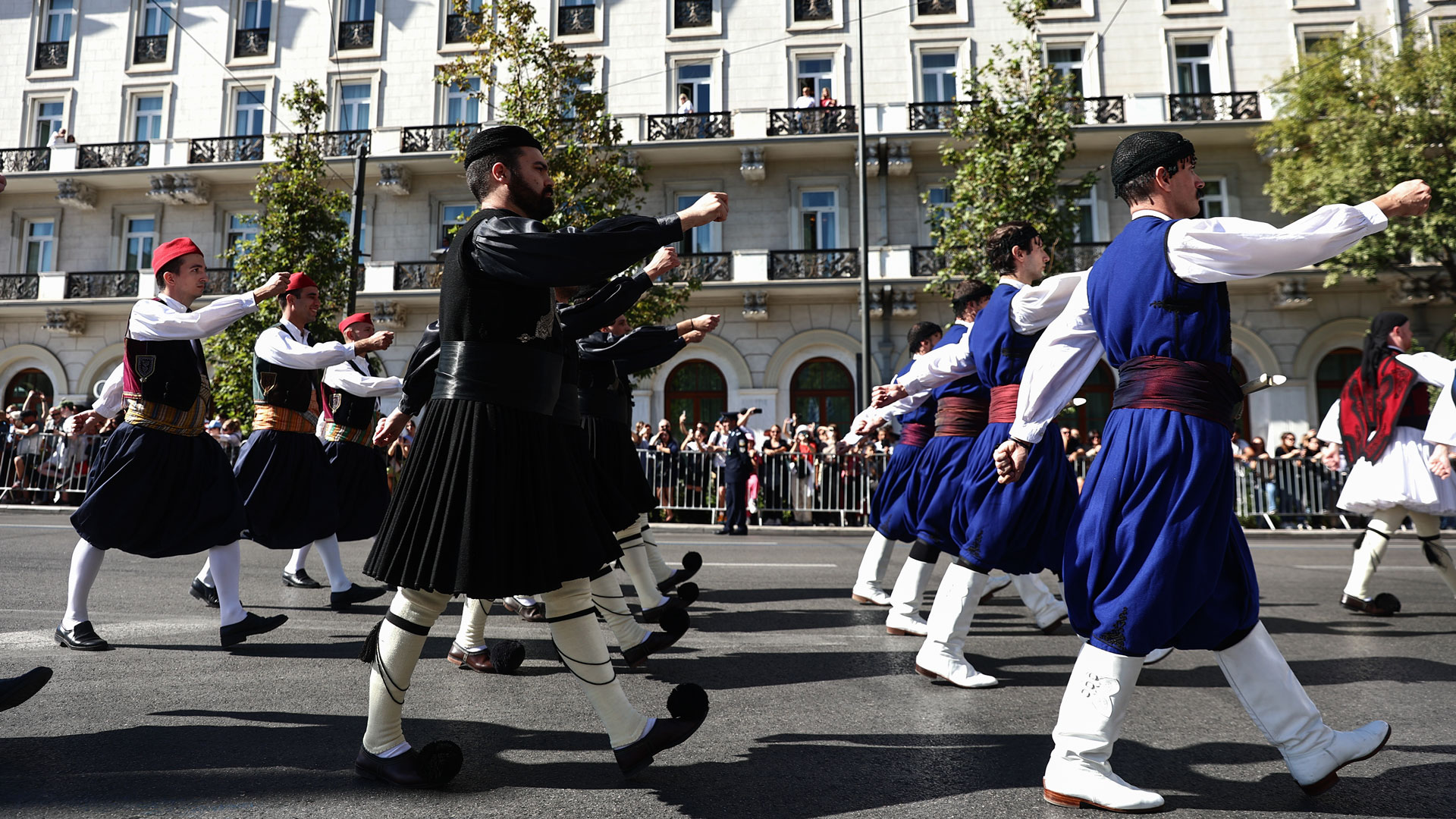 Μεγαλειώδης η στρατιωτική παρέλαση στη Θεσσαλονίκη – Φωτογραφίες από τους εορτασμούς σε όλη τη χώρα-6