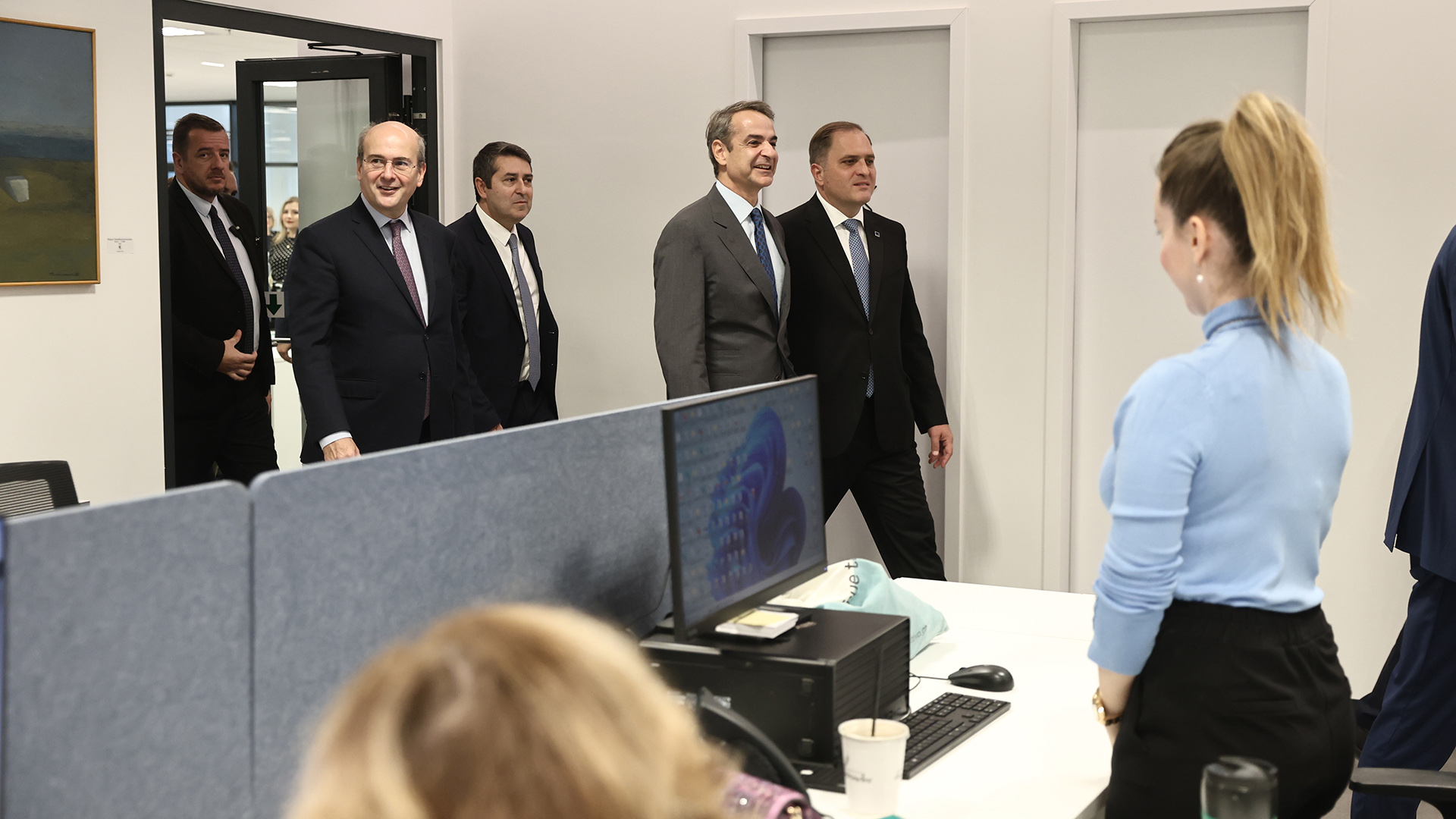 Μητσοτάκης: Πρόθεσή μας η μείωση φόρων μέχρι το 2027 – Σημαντική η συμβολή της ΑΑΔΕ-3