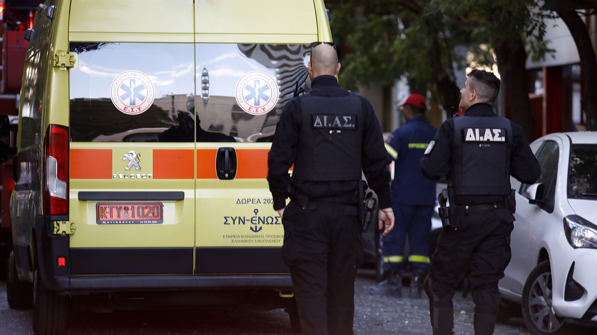 Αμπελόκηποι: Εκρηξη σε διαμέρισμα – Ενας νεκρός, μια τραυματίας-2