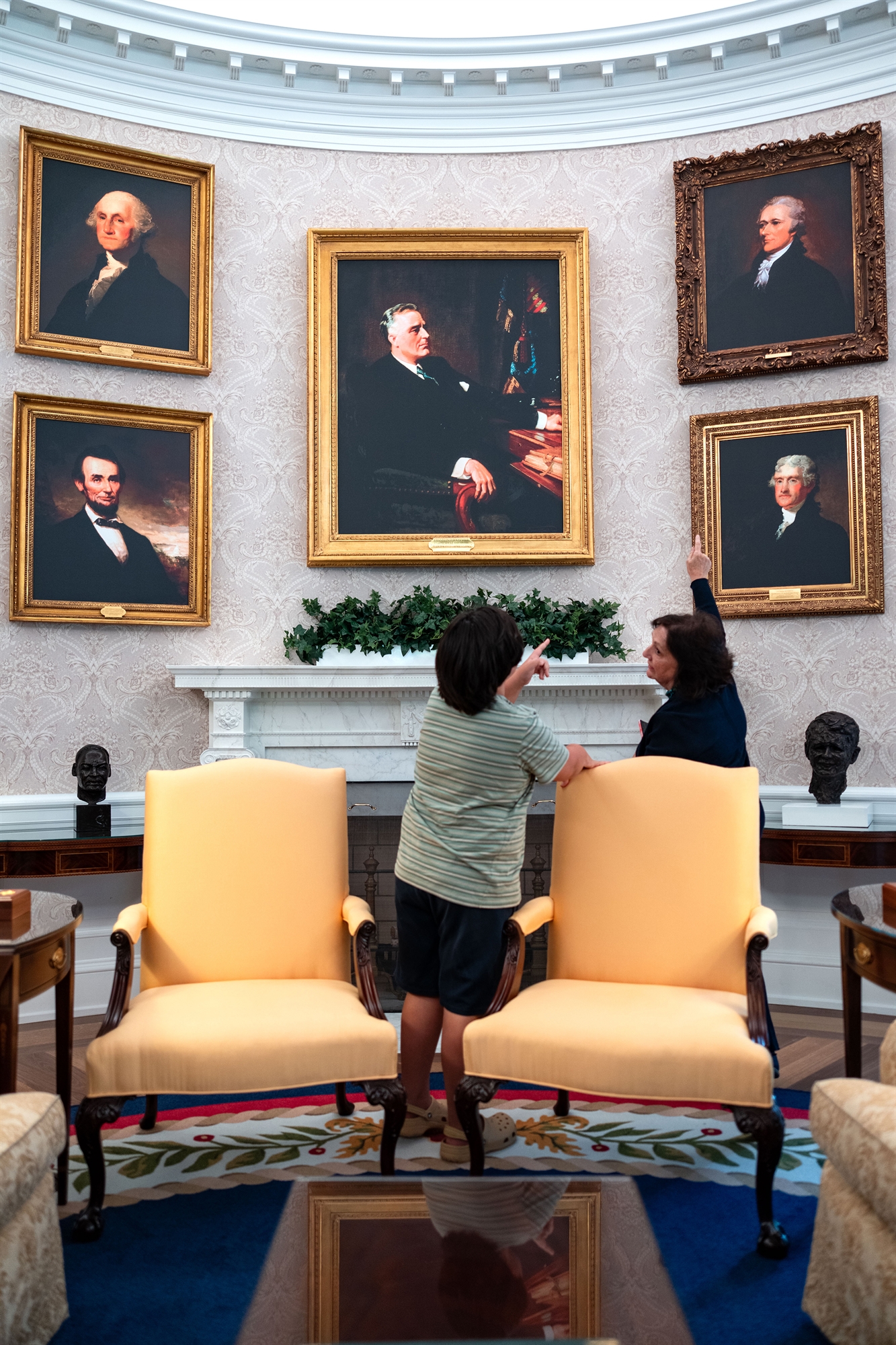 Μια θέση για τουρίστες στο Οβάλ Γραφείο-1