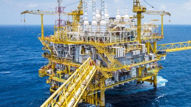 η-νομισματική-πολιτική-στη-σκιά-του-πο-563252494