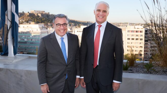 α-ορσέλ-β-ψάλτης-στην-κ-η-ευρώπη-χρει-563268745