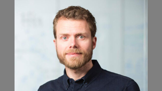 ψηφιακοί-βοηθοί-τεχνητής-νοημοσύνης-563248771