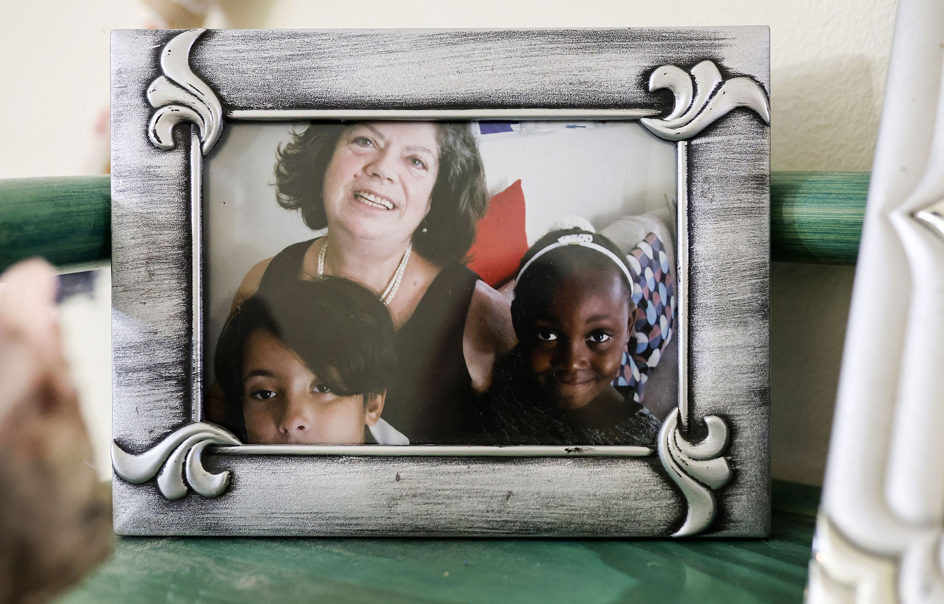 «Η γιαγιά της Κυψέλης»: Μεγαλώνοντας ένα κορίτσι από την Γκάνα-5