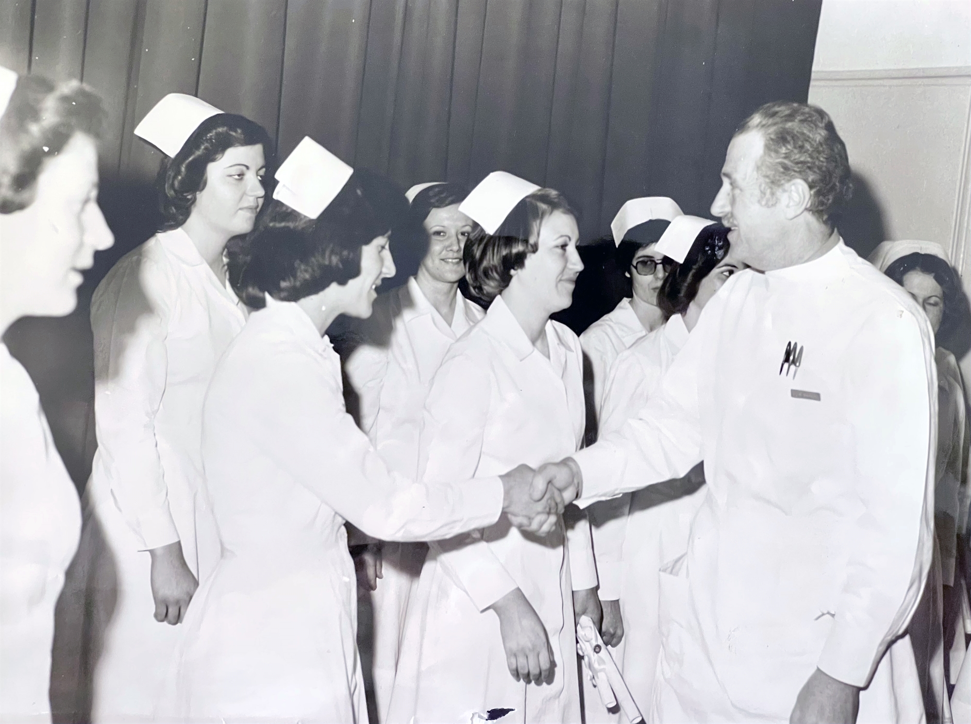 Ο εμβληματικός γιατρός που γιόρτασε τα 106-3