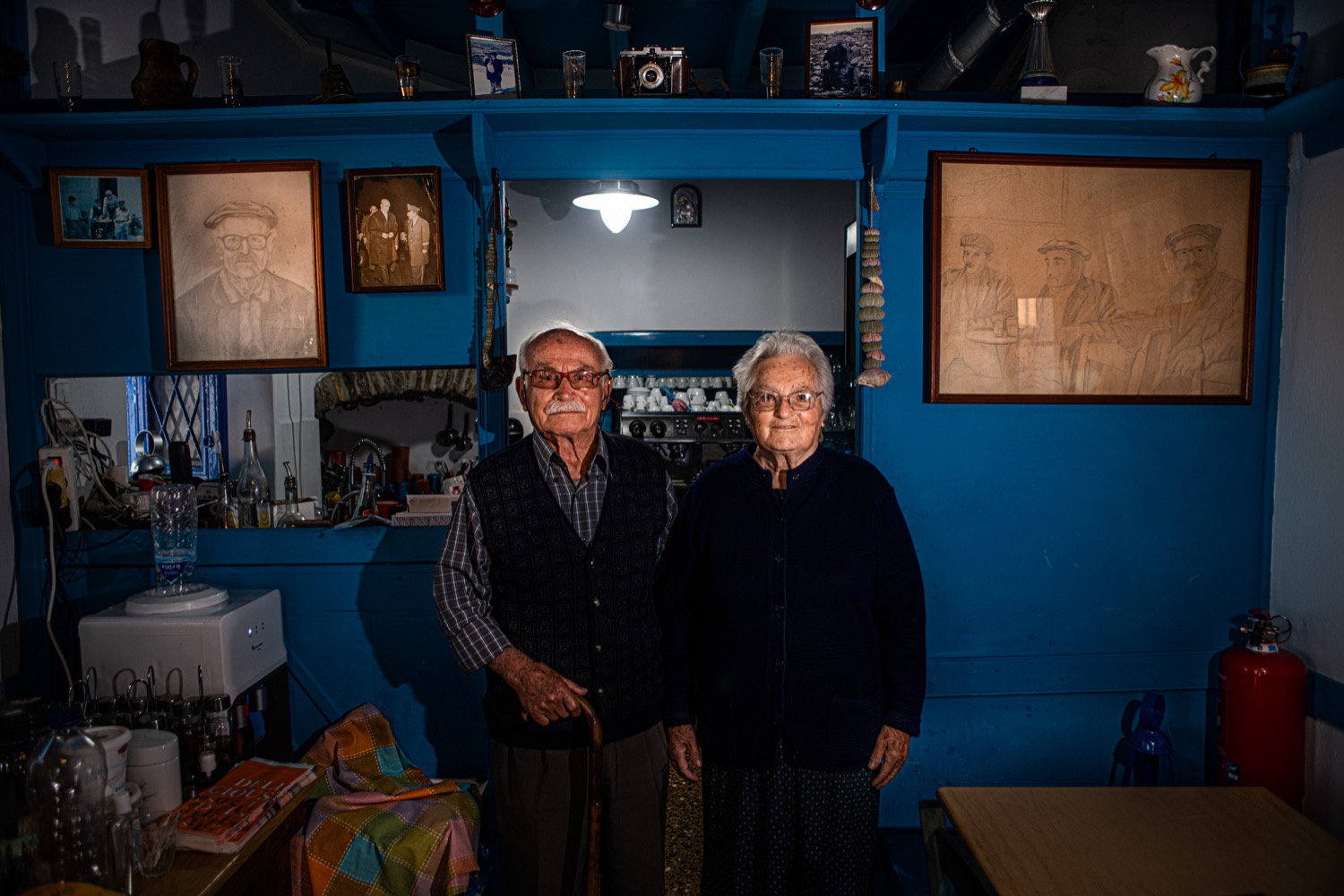 «Είδε τόσο αίμα που τυφλώθηκε»: Ανθρωπογραφίες ενός Αιγαίου που χάνεται-7