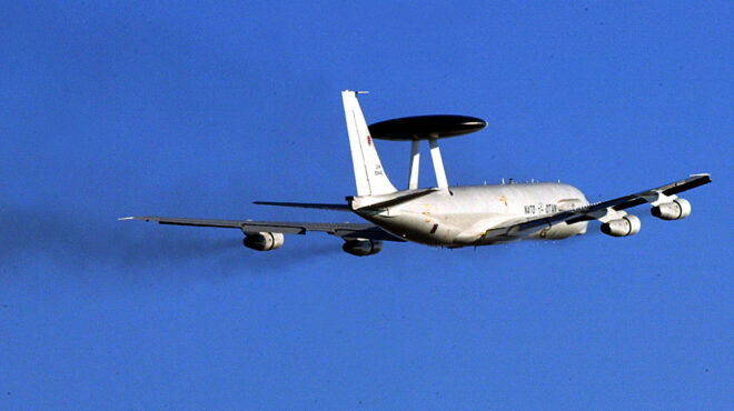 mέση-ανατολή-νέο-σφυροκόπημα-του-ισραή-563253106