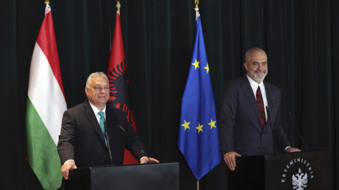 οροι-από-ε-ε-στα-τίρανα-για-τη-μειονότη-563270239