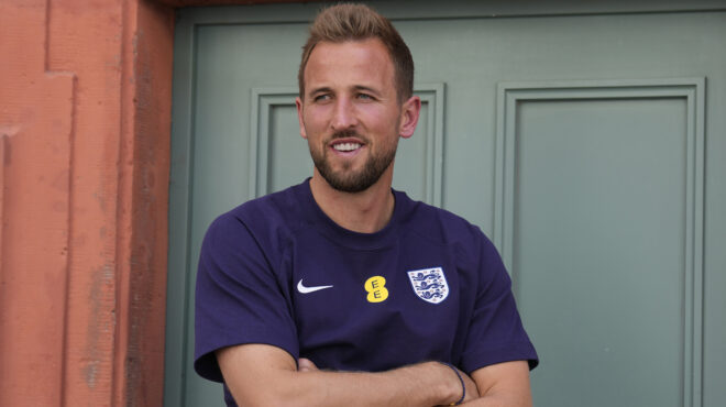 αμπντάλα-σιμά-ο-ξυλοκόπος-που-άγγιξε-563250643