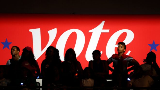 ηπα-στην-ψήφο-των-γυναικών-ποντάρει-η-χ-563297197