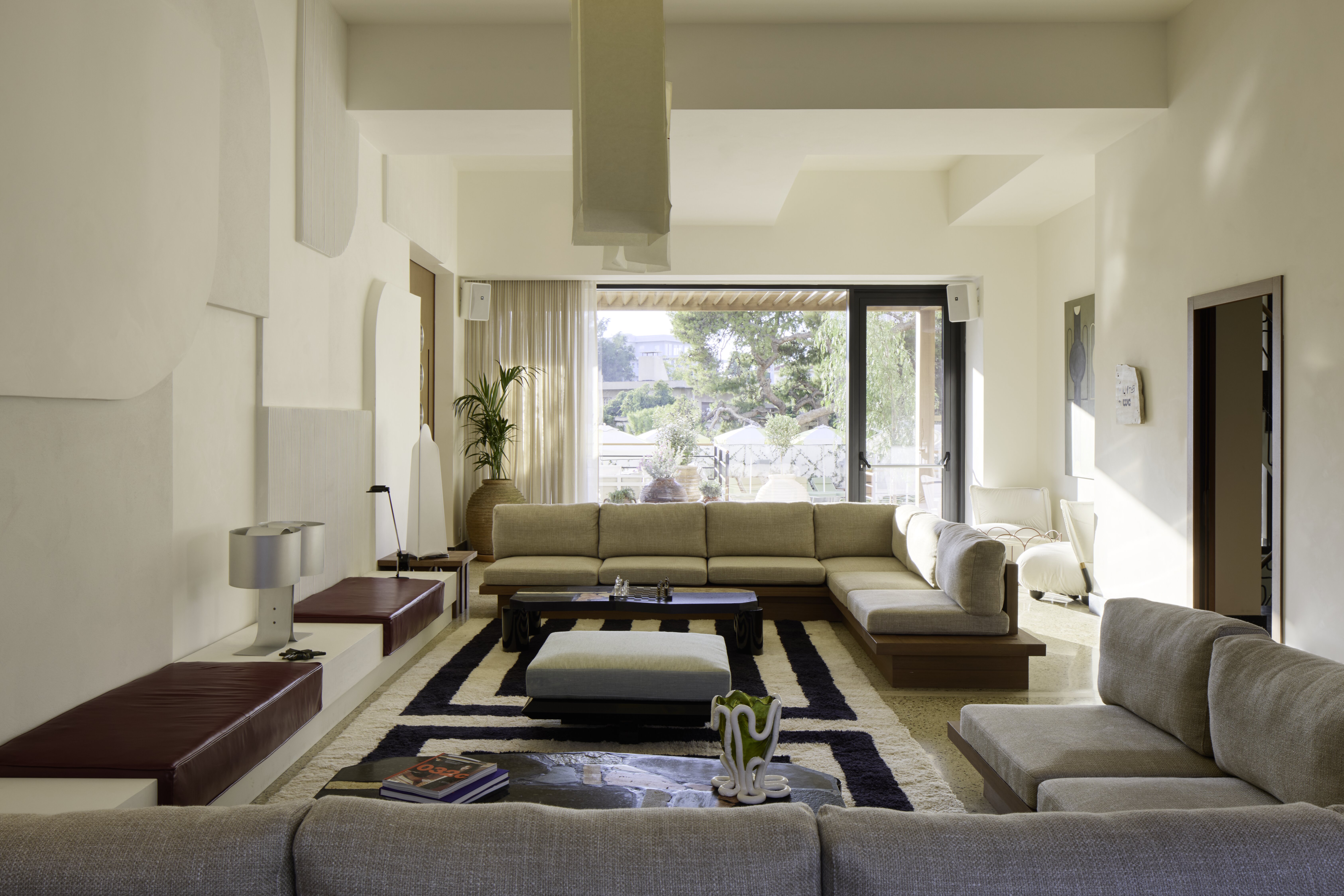 Τι πρέπει να γνωρίζουμε για το Ace Hotel & Swim Athens που ανοίγει τις πύλες του;-1