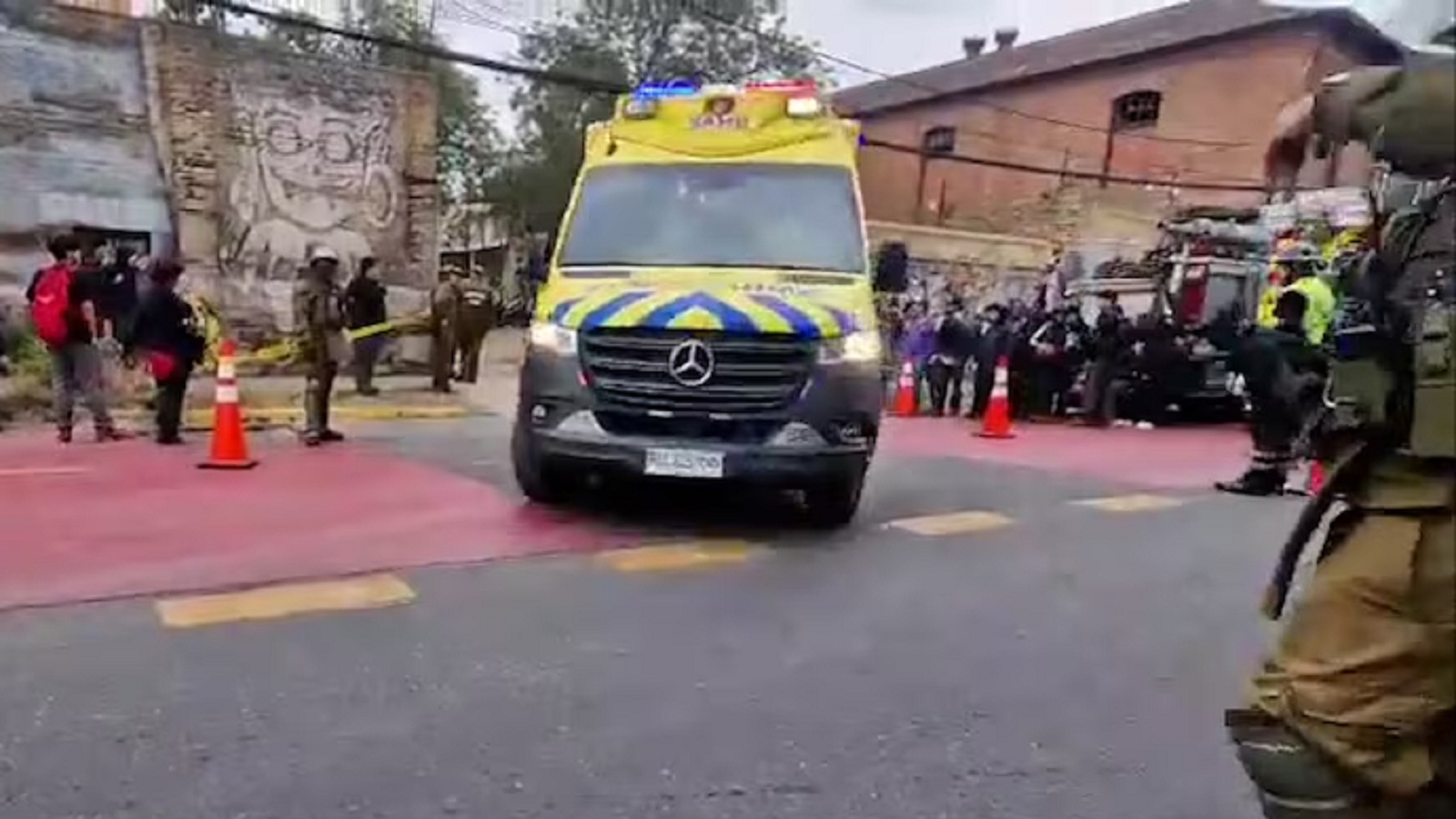 Χιλή: Πάνω από 30 μαθητές τραυματίστηκαν φτιάχνοντας μολότοφ στο σχολείο τους-1