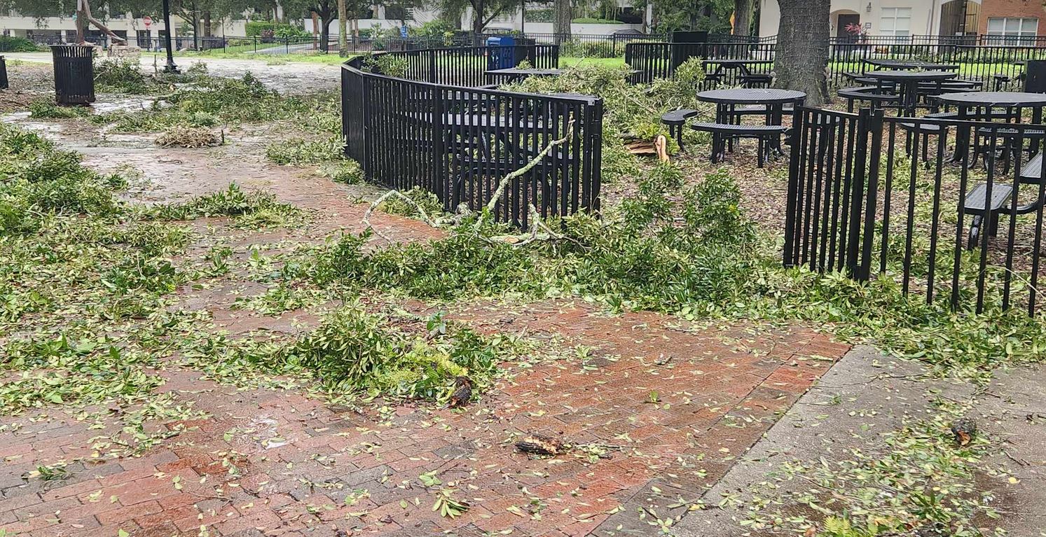 «Είναι ο τρίτος τυφώνας που περνάω» – Πώς βίωσε τον «Μίλτον» Ελληνας του Ορλάντο-5