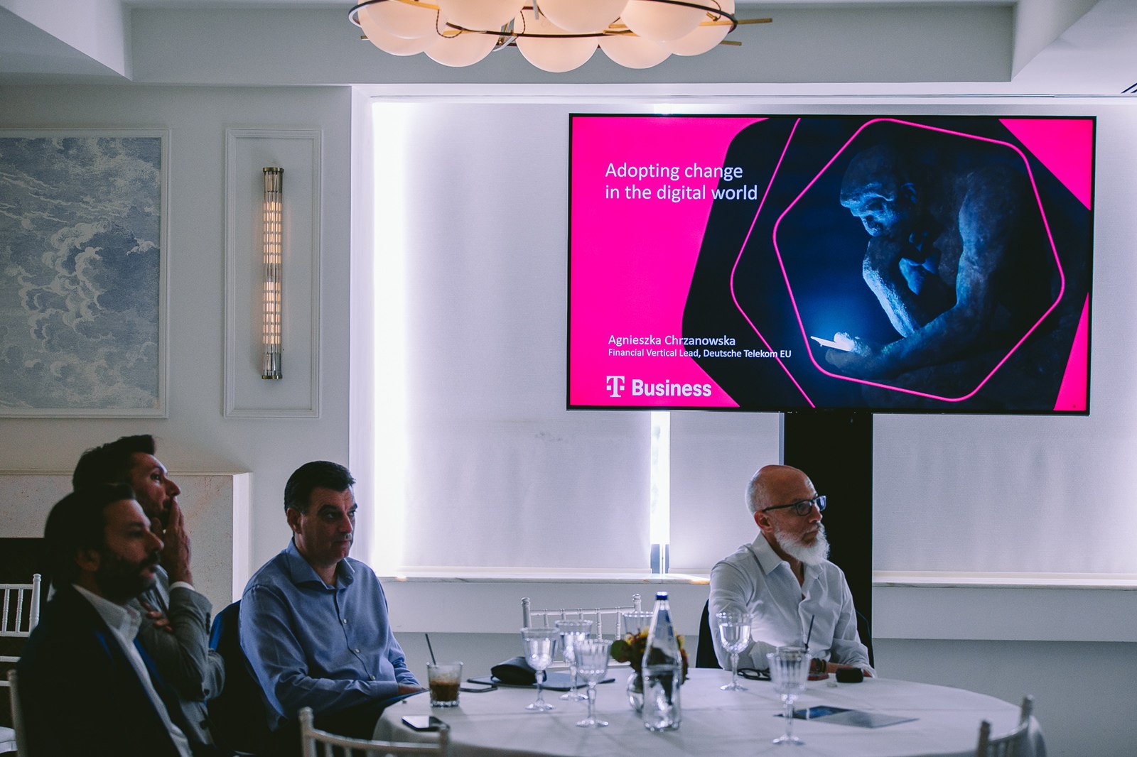 Ψηφιοποίηση και επιχειρηματικότητα: καταλύτης η COSMOTE σε συνεργασία με την Telekom-2