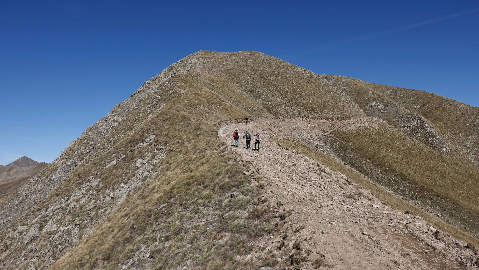 Η «μυστηριώδης» διάνοιξη δρόμου στην αλπική ζώνη του Γράμμου-2
