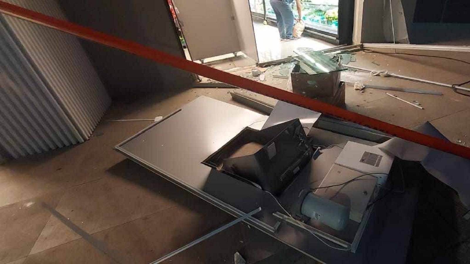 Χαλάνδρι: Αγνωστοι ξήλωσαν ΑΤΜ – Ακολούθησε καταδίωξη-1