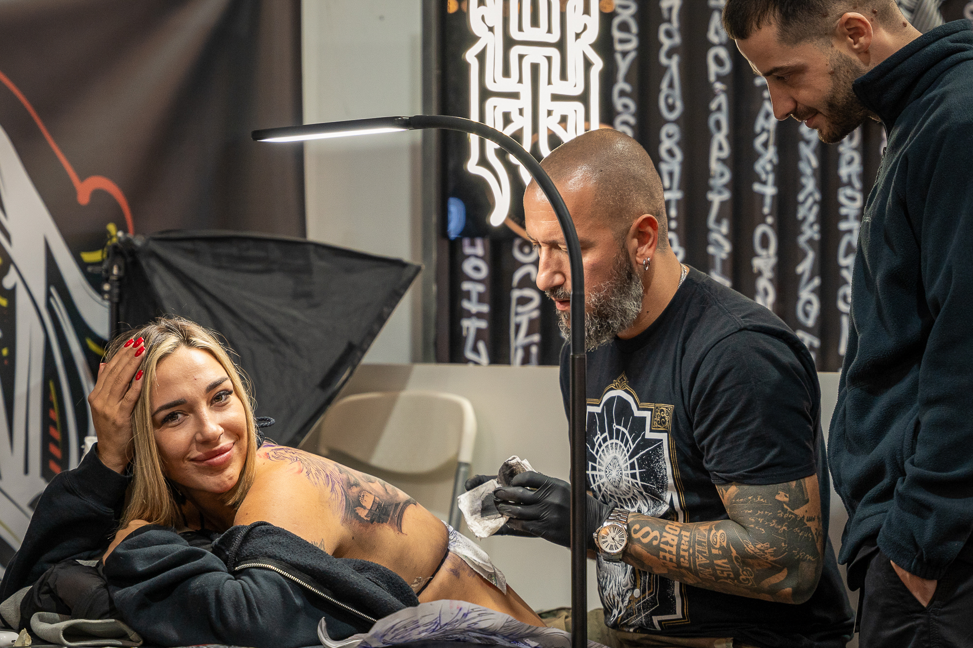 Οι φυλές των τατουάζ της Αθήνας-8