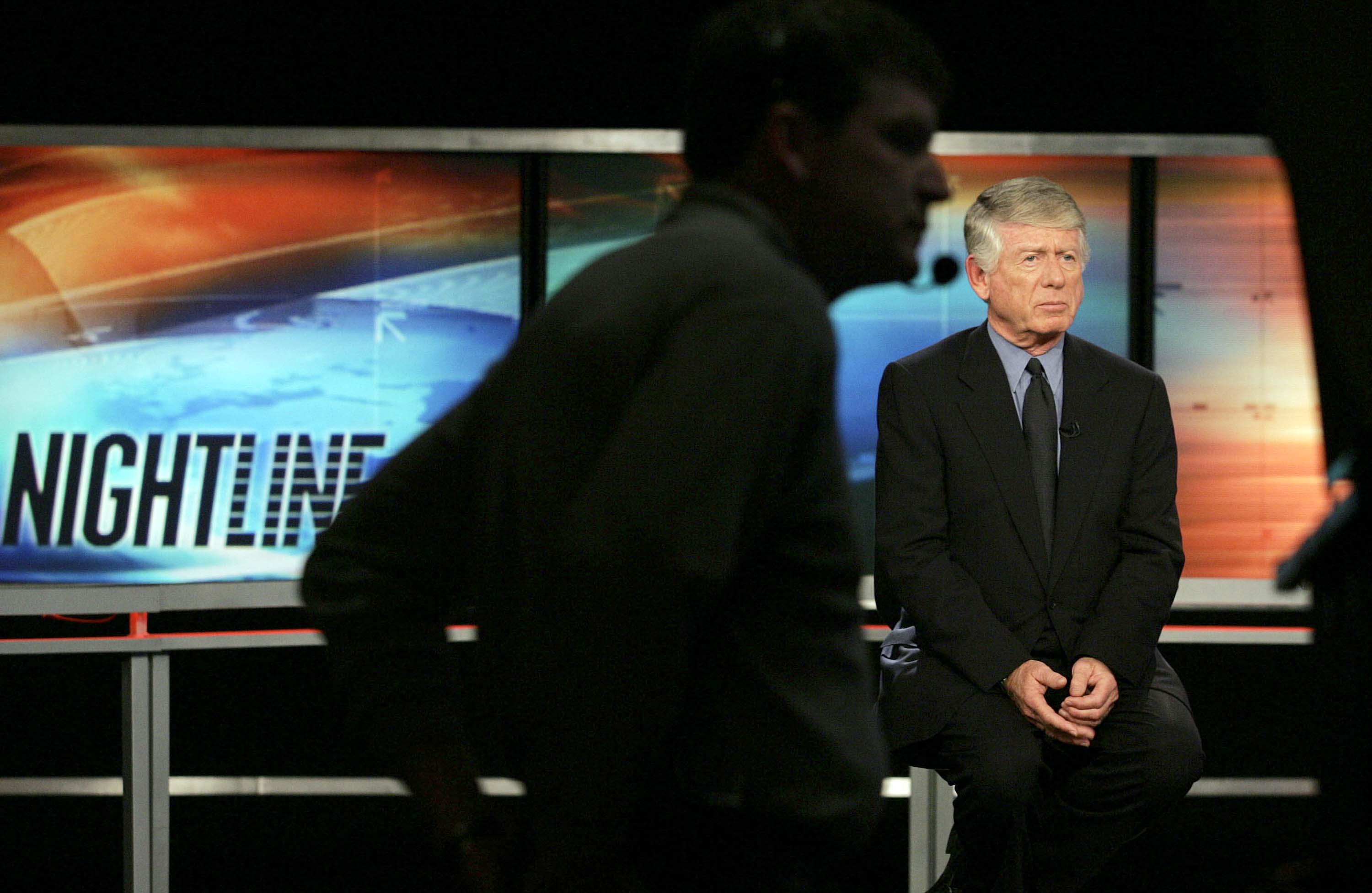 Διαβάστε στην «Καθημερινή της Κυριακής»-4