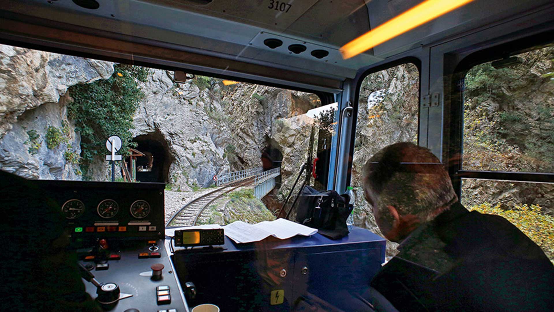 Τρεις εκδρομές για την 28η Οκτωβρίου
-7