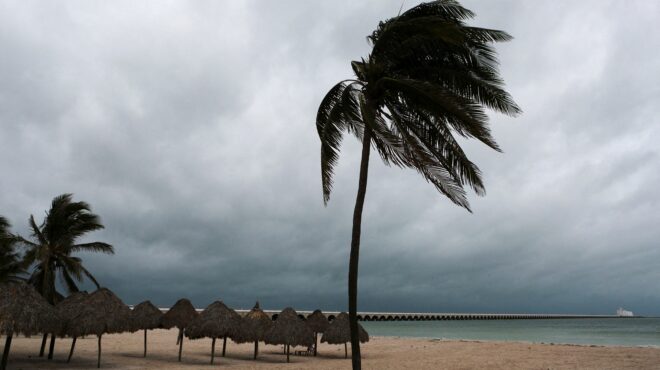 τυφώνας-μίλτον-η-φλόριντα-ετοιμάζε-563260960