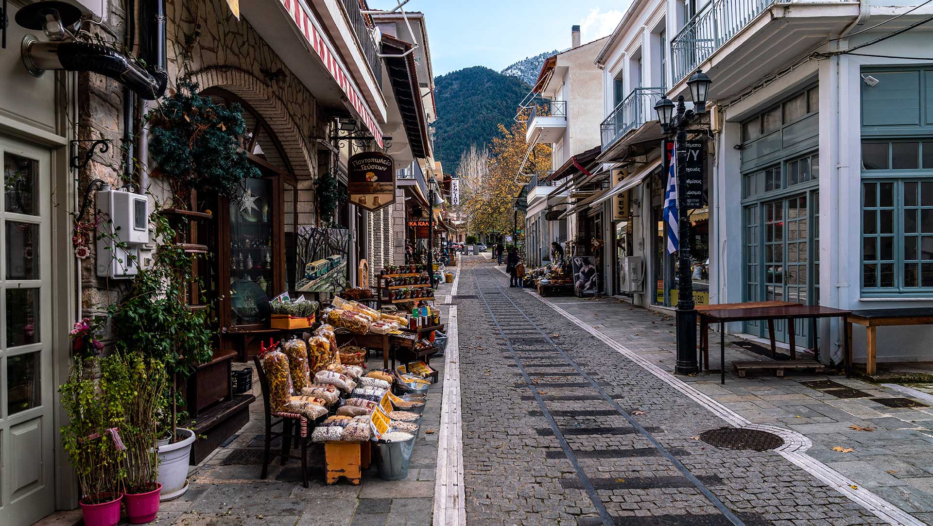 Τρεις εκδρομές για την 28η Οκτωβρίου
-6