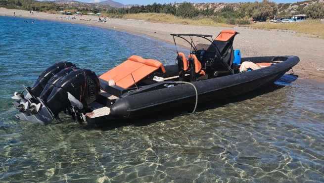 λιμενικό-καταδίωξη-ταχύπλοου-με-μετα-563263459