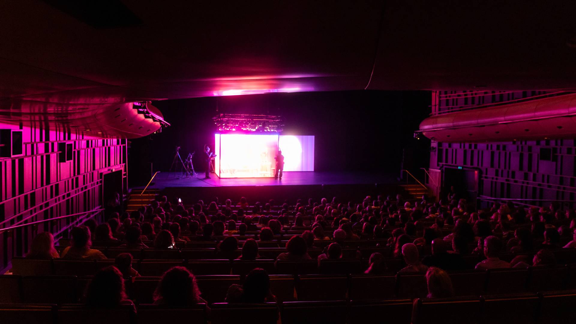 «Taste of love» και νουντλς για 24 ώρες-1