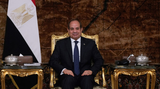 αίγυπτος-o-σίσι-αντικατέστησε-τον-πανί-563276623