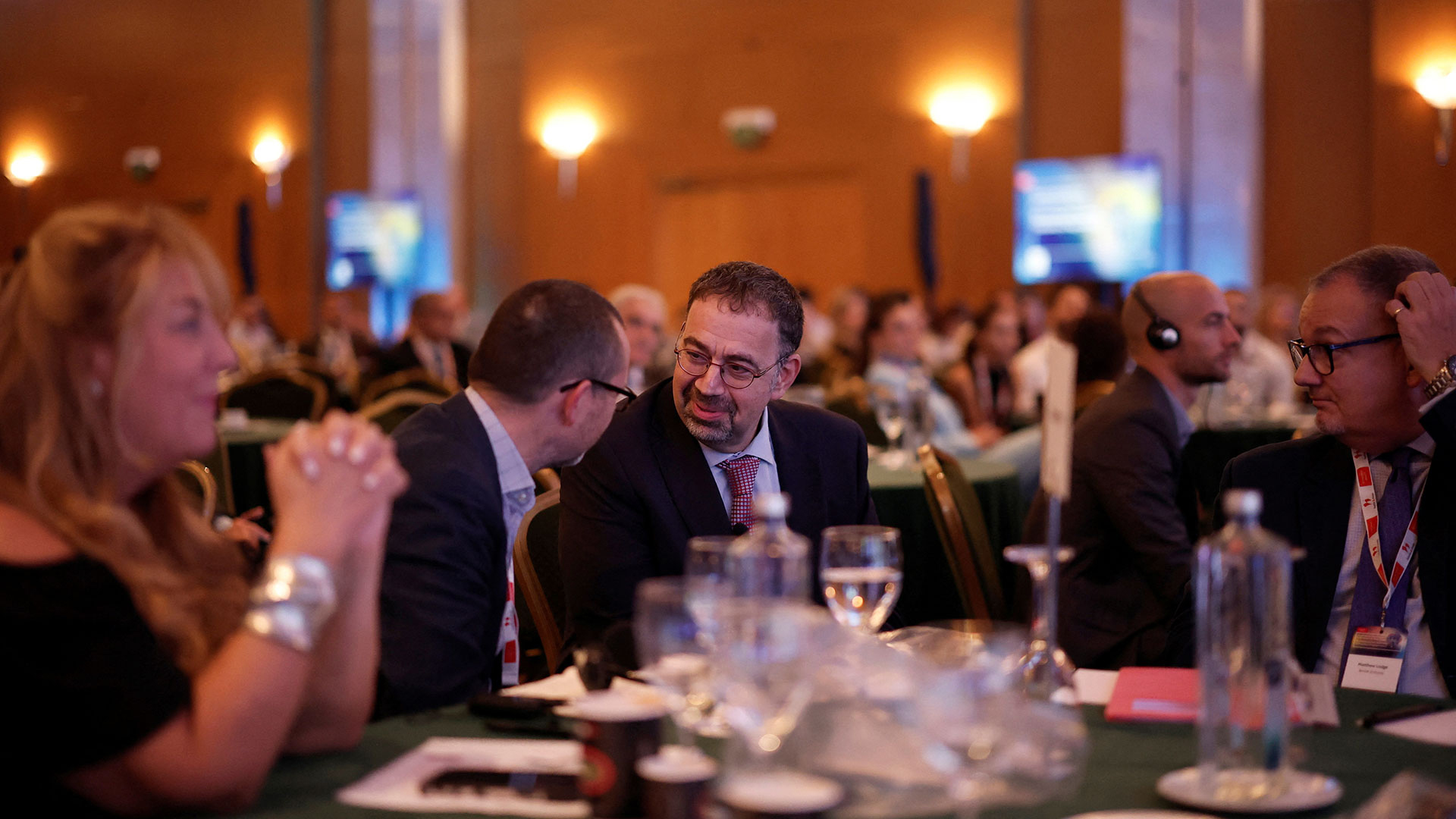 Η κατάρα του Οκτώβρη για τους Δημοκρατικούς και το υψηλό ρίσκο του Τραμπ-4