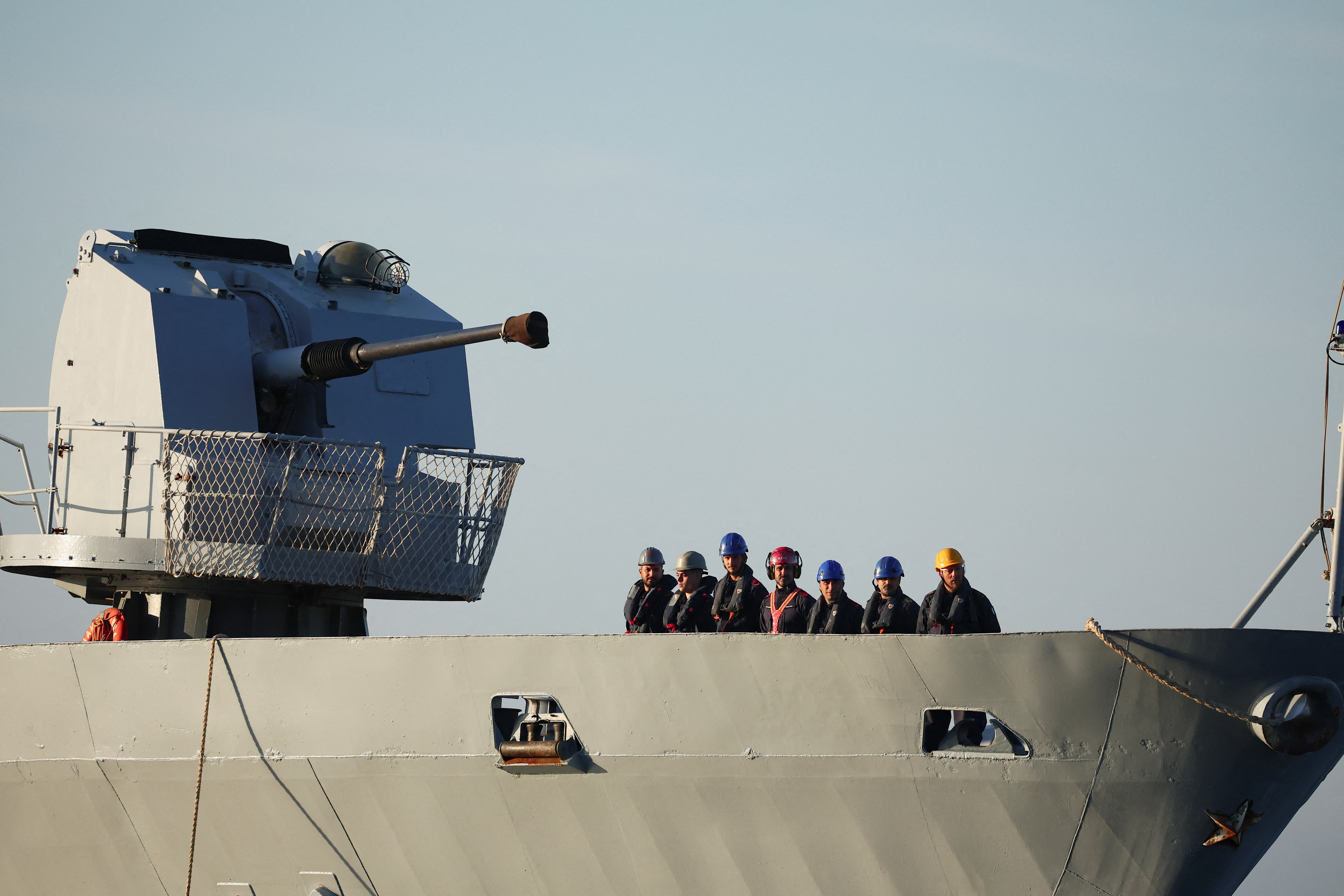 Η Ιταλία παρέδωσε τους πρώτους μετανάστες στην Αλβανία-3