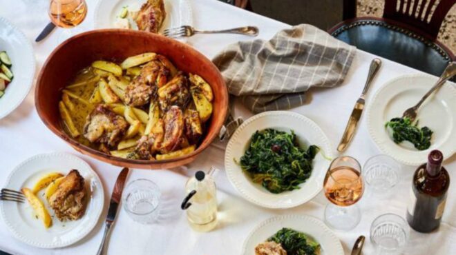 αρνάκι-στον-φούρνο-με-πατάτες-το-κλασι-563257480