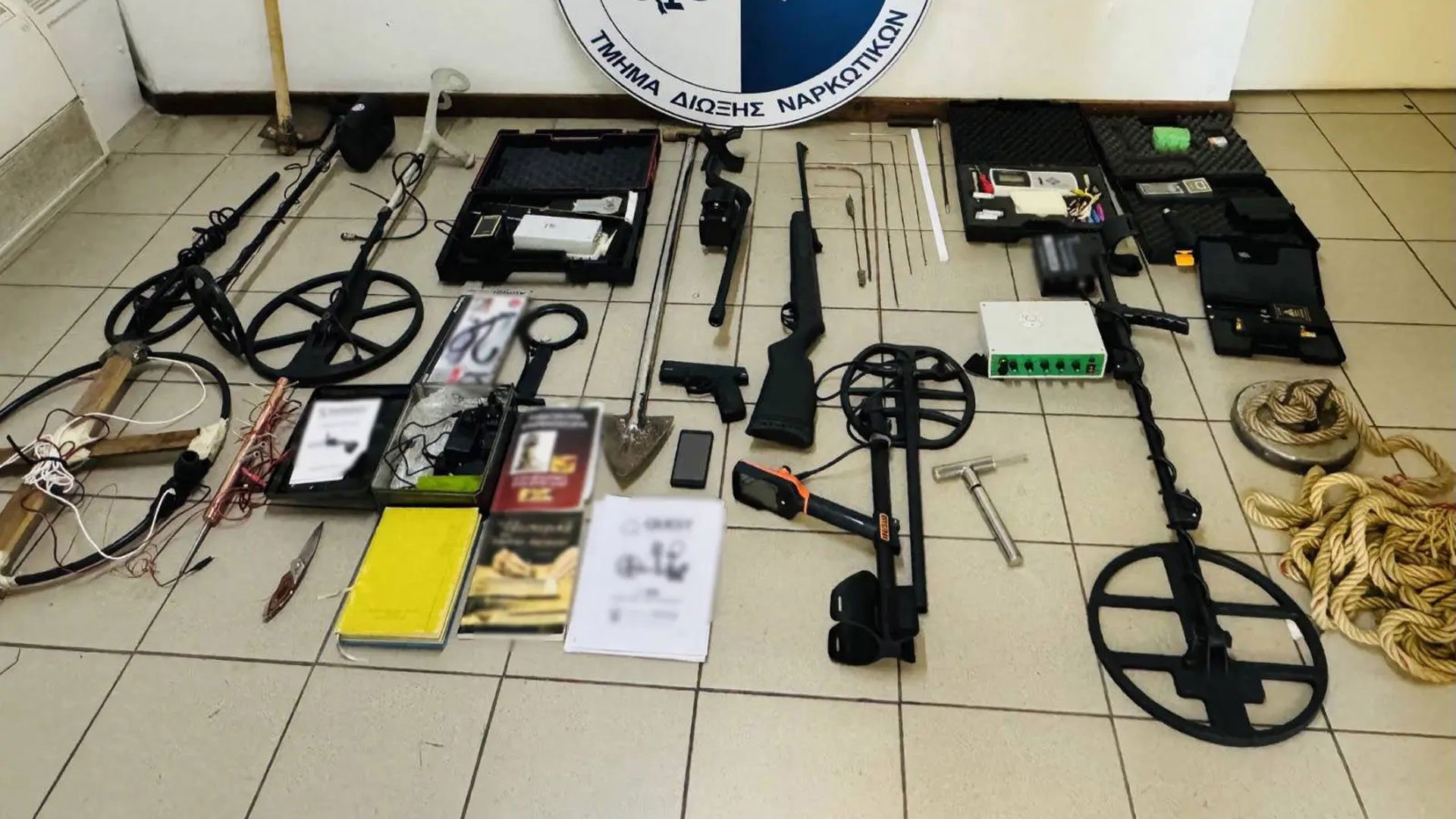 Παράνομες αρχαιολογικές ανασκαφές σε Μεσσηνία και Αργολίδα – 5 συλλήψεις-2