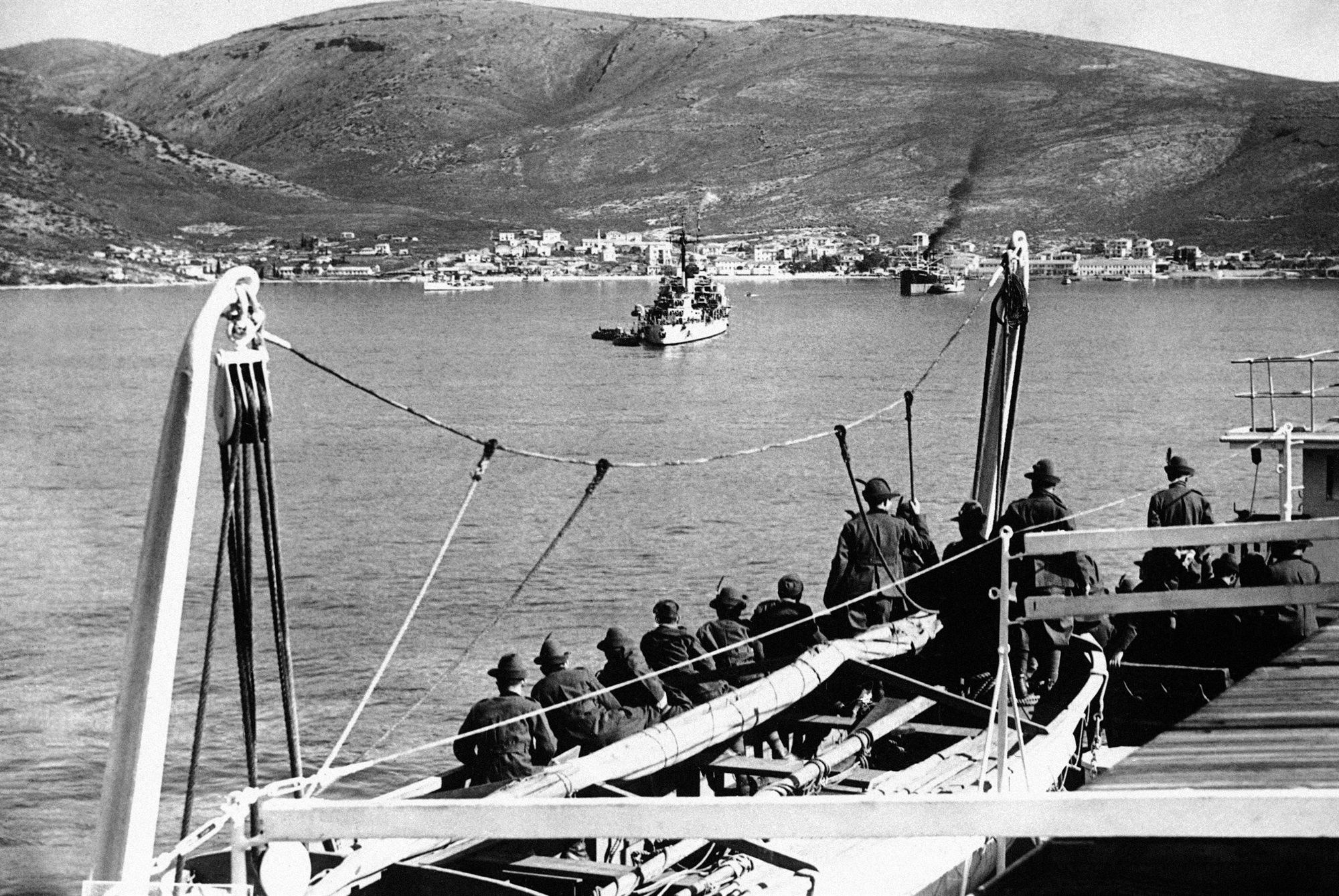 Χαράλαμπος Κατσιμήτρος – Ο πρόμαχος της Ηπείρου στο Επος του 1940-3