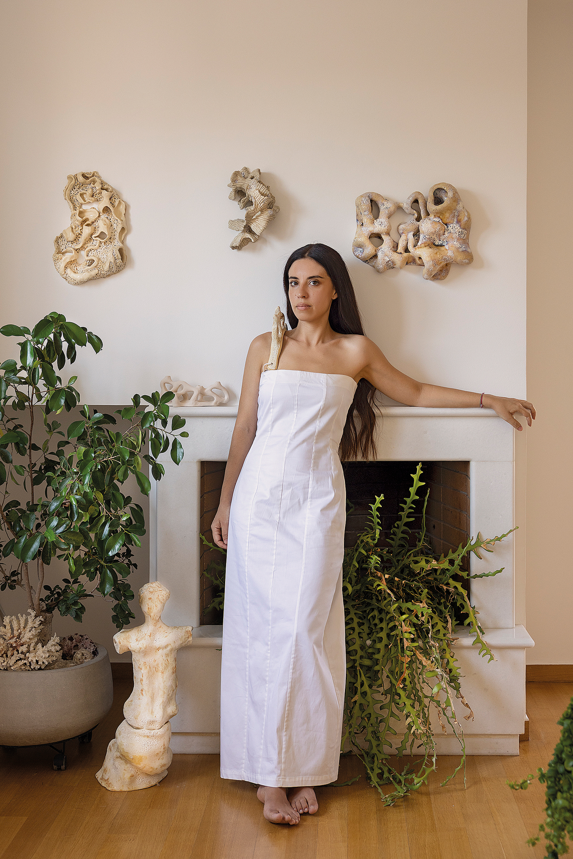 Μία φωτεινή μεζονέτα γεμάτη τέχνη στη Γλυφάδα-1