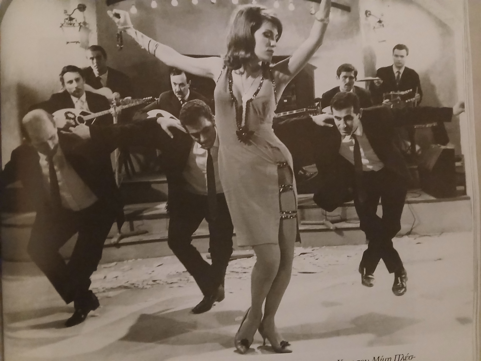 Οι ιστορίες πίσω από τα τραγούδια-1