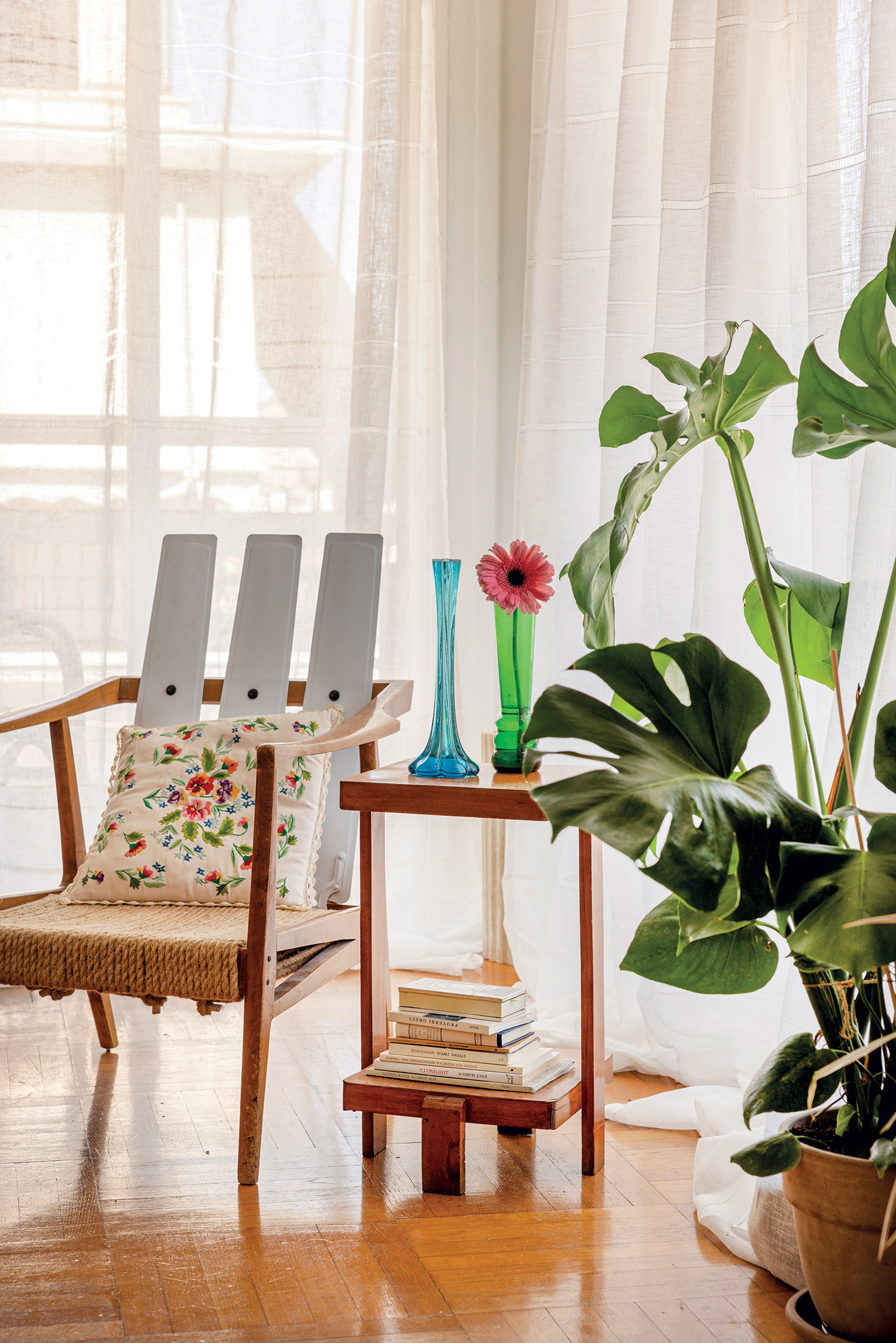 Ενα διαμέρισμα γεμάτο «θησαυρούς» στον Νέο Κόσμο-4