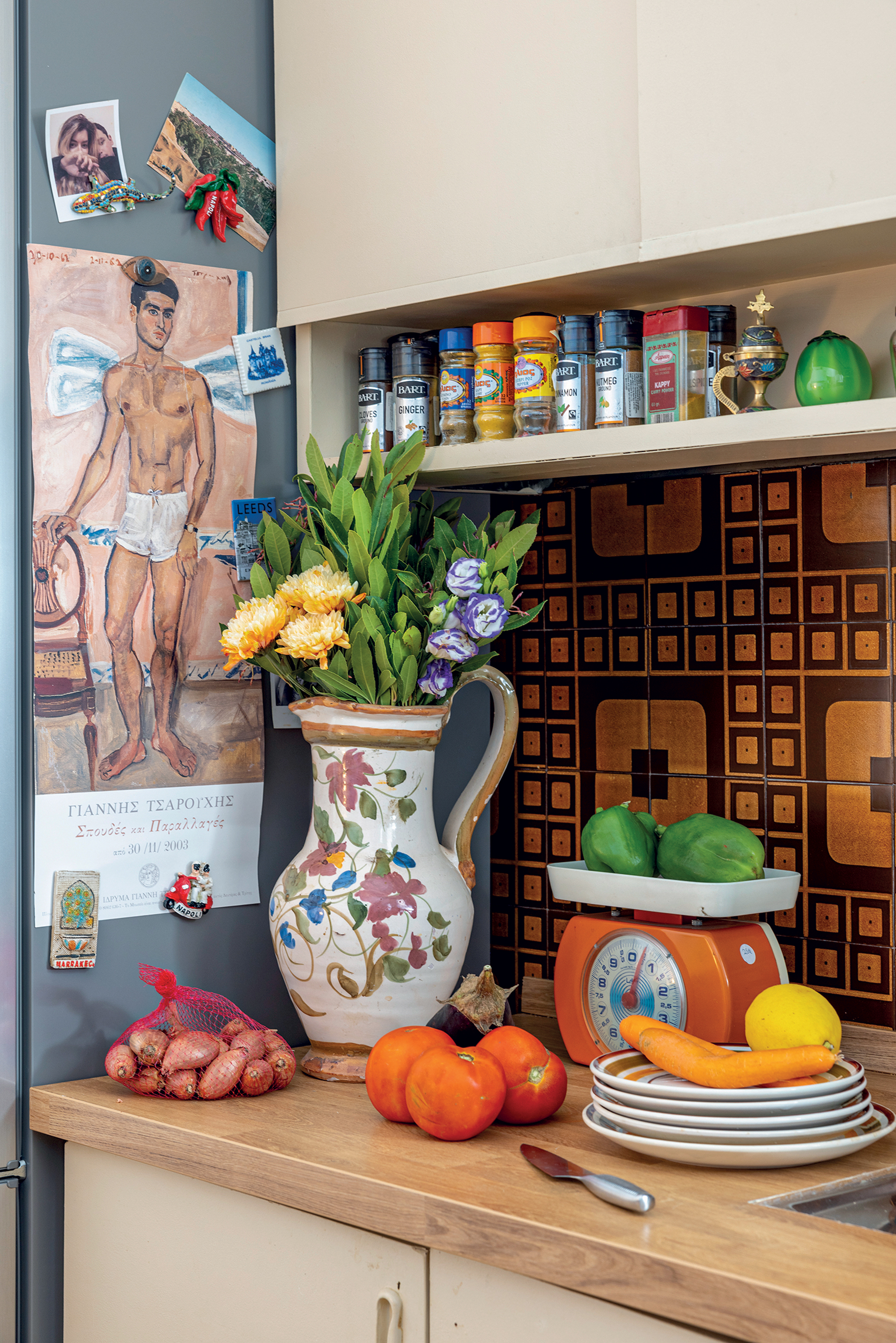 Ενα διαμέρισμα γεμάτο «θησαυρούς» στον Νέο Κόσμο-5