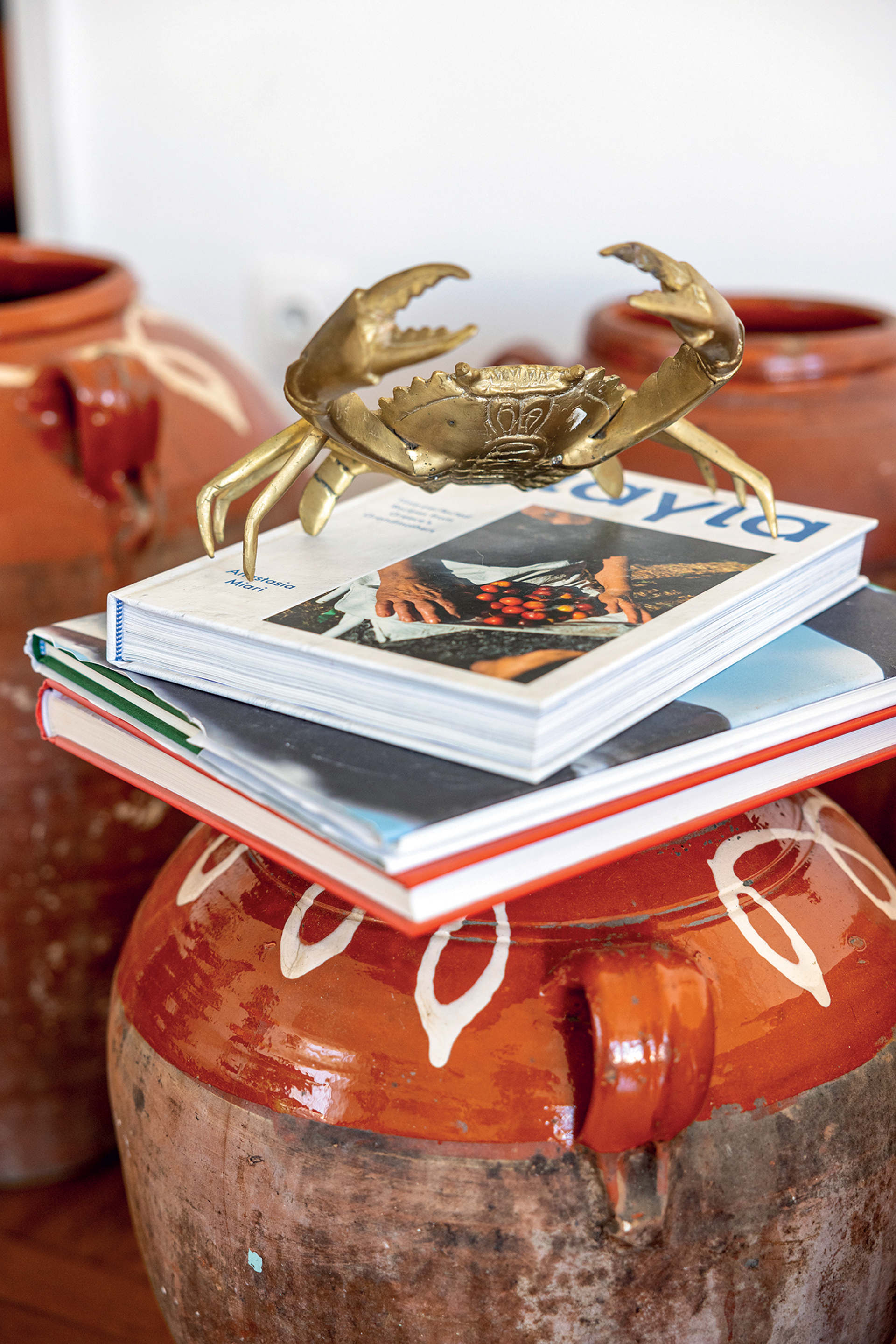 Ενα διαμέρισμα γεμάτο «θησαυρούς» στον Νέο Κόσμο-7