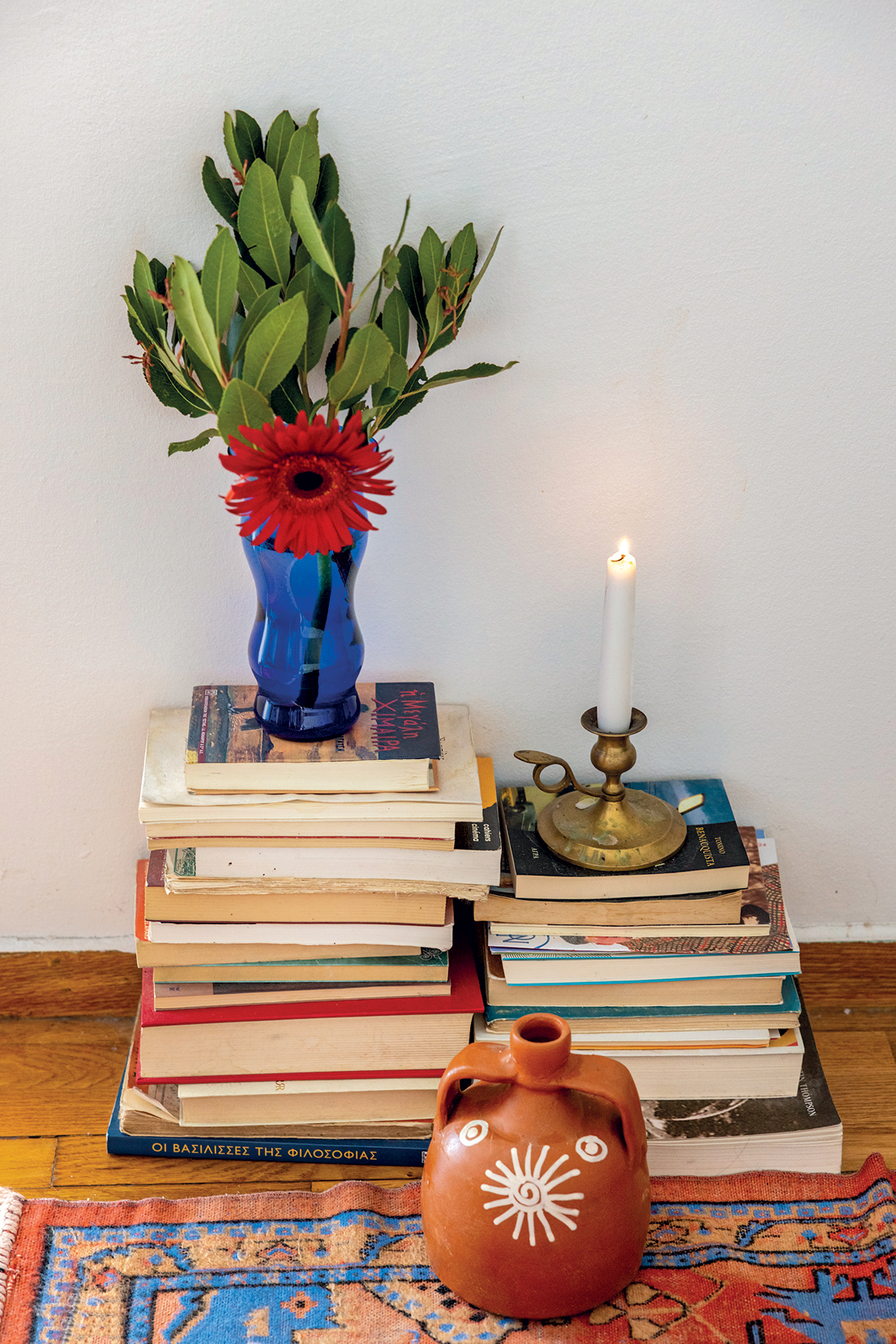 Ενα διαμέρισμα γεμάτο «θησαυρούς» στον Νέο Κόσμο-8